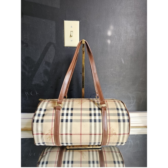 Burberry Barrel Leather Handbag - Picture 6 of 11